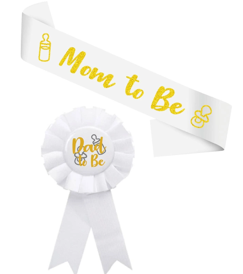 "Mom to be" borði "Dad to be" næla