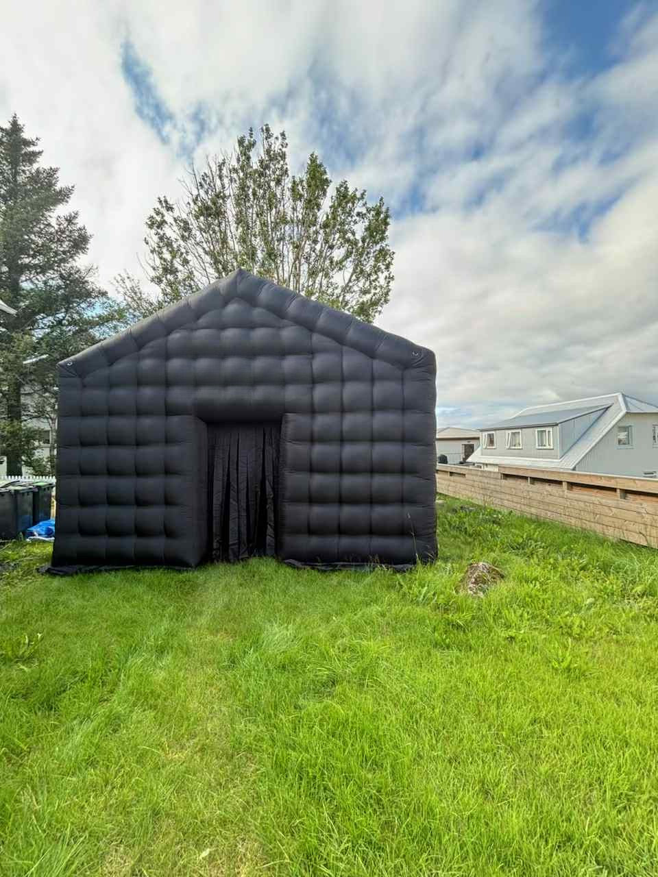 Rave Cave uppblásið Partýtjald.
